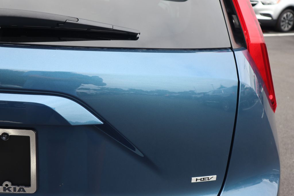 2024 Kia Niro EX photo 28