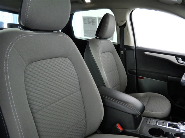 2020 Ford Escape SE photo 10