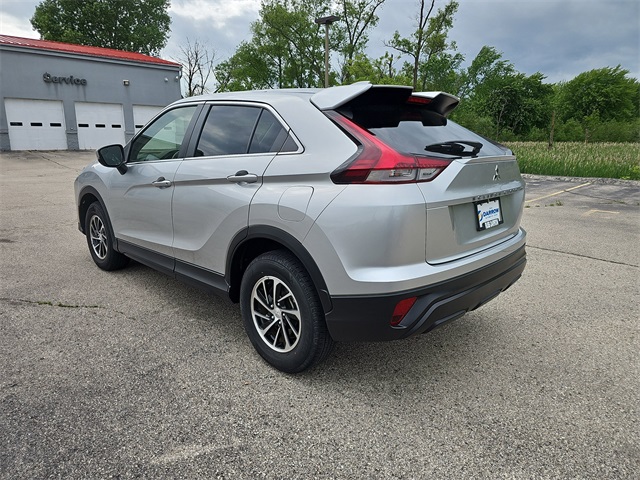 2023 Mitsubishi Eclipse Cross ES photo 7