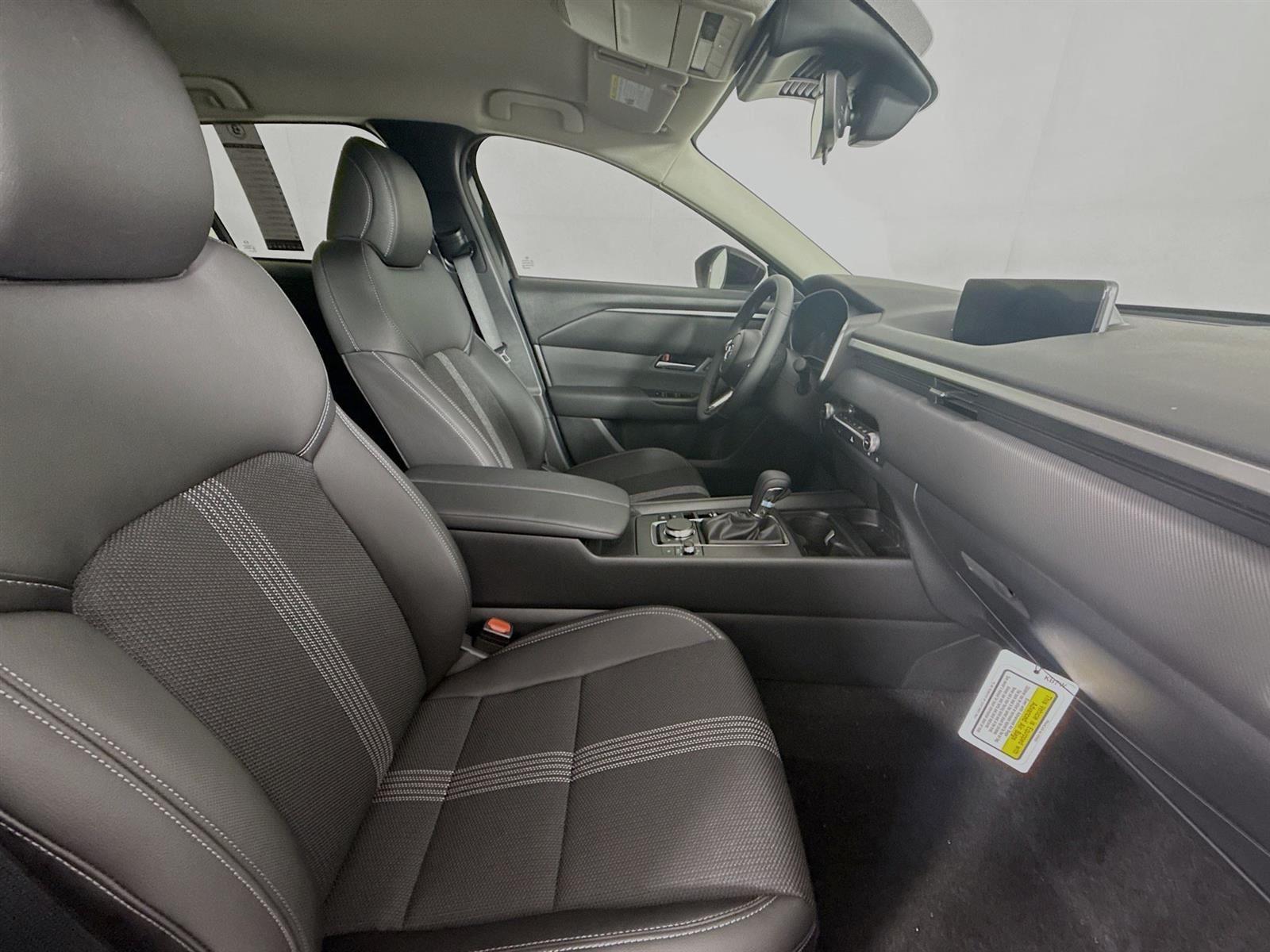 2025 Mazda CX-50 2.5 S Preferred photo 38