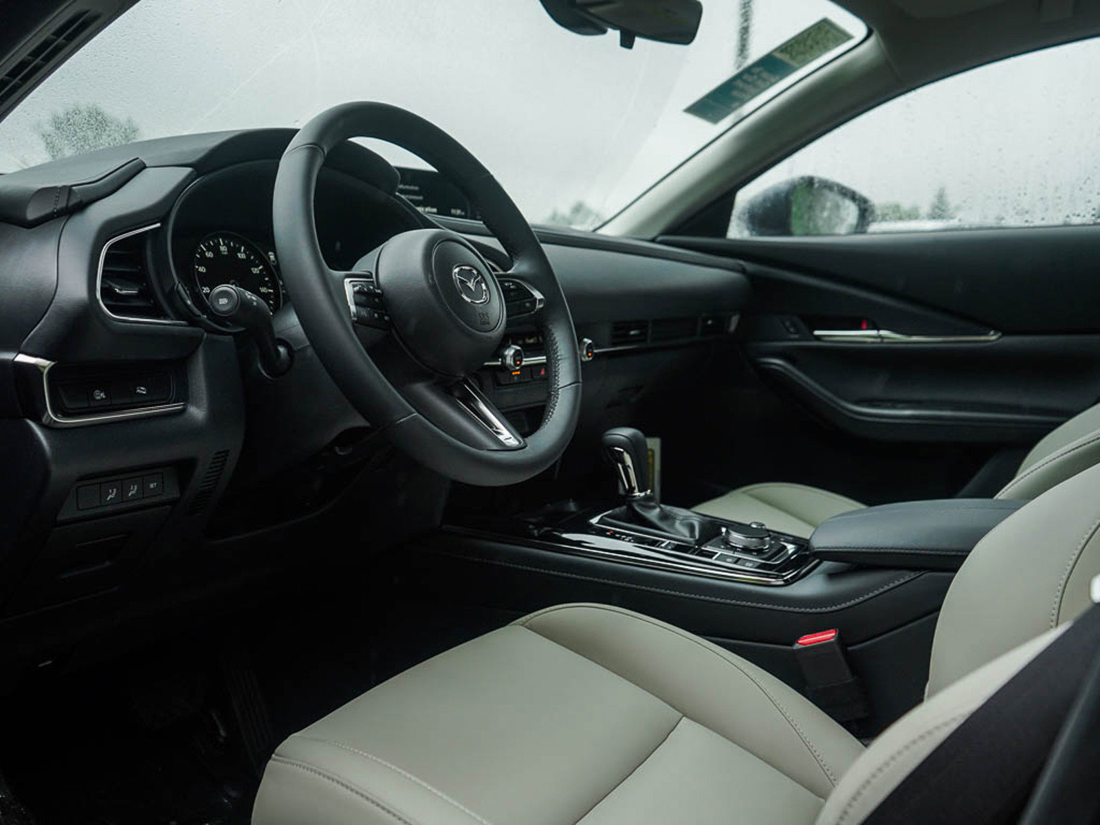 2025 Mazda CX-30 2.5 S Preferred photo 16