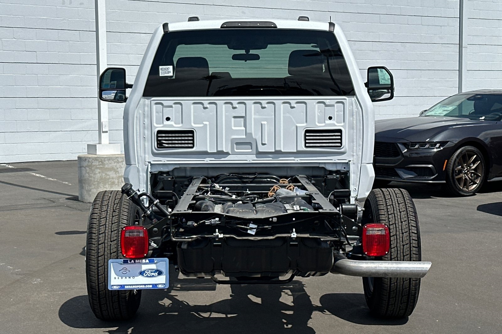 2024 Ford F-350 XLT photo 3