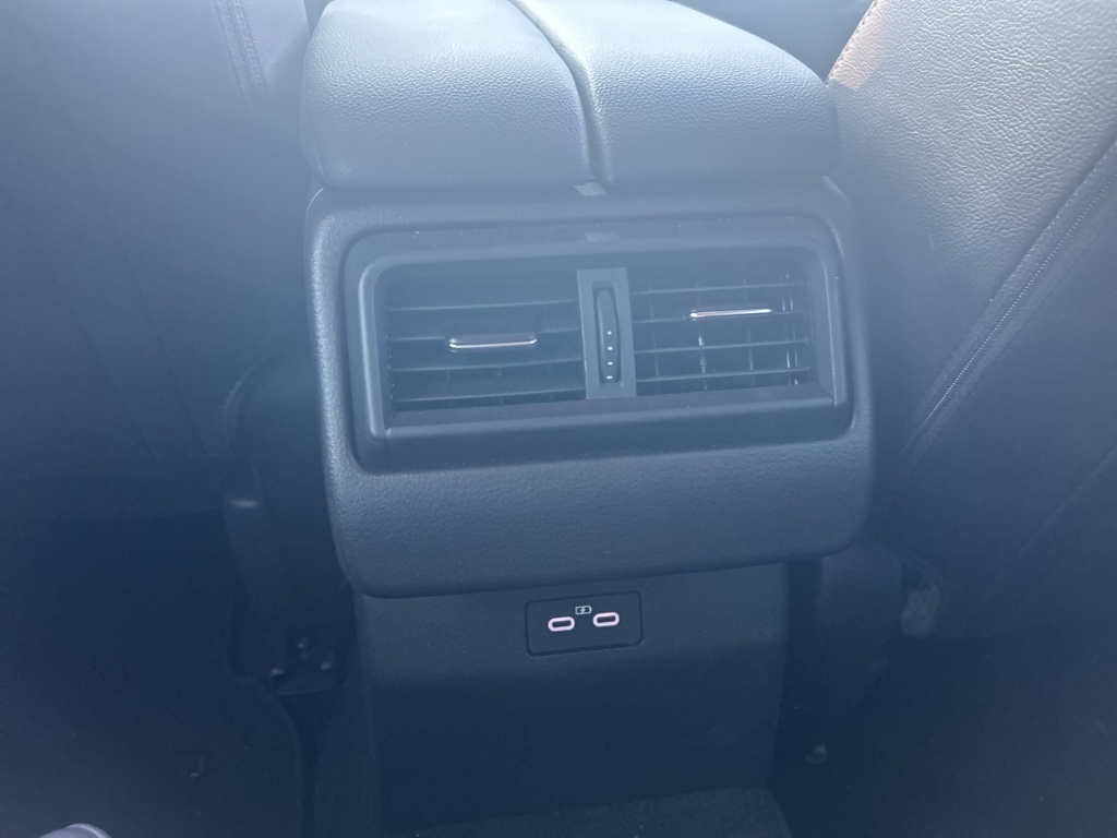 2025 Mazda CX-50 2.5 Select photo 18
