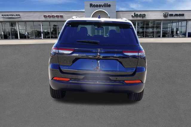 2025 Jeep Grand Cherokee Limited Black photo 4