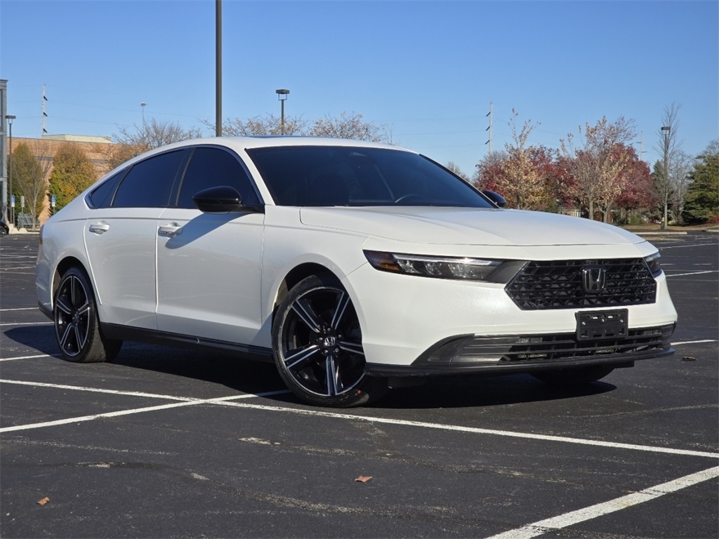 2025 Honda Accord Hybrid Sport photo 2