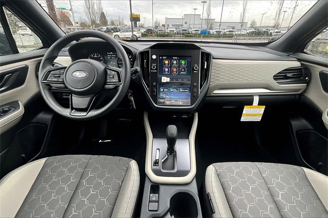 2025 Subaru Forester Base photo 5