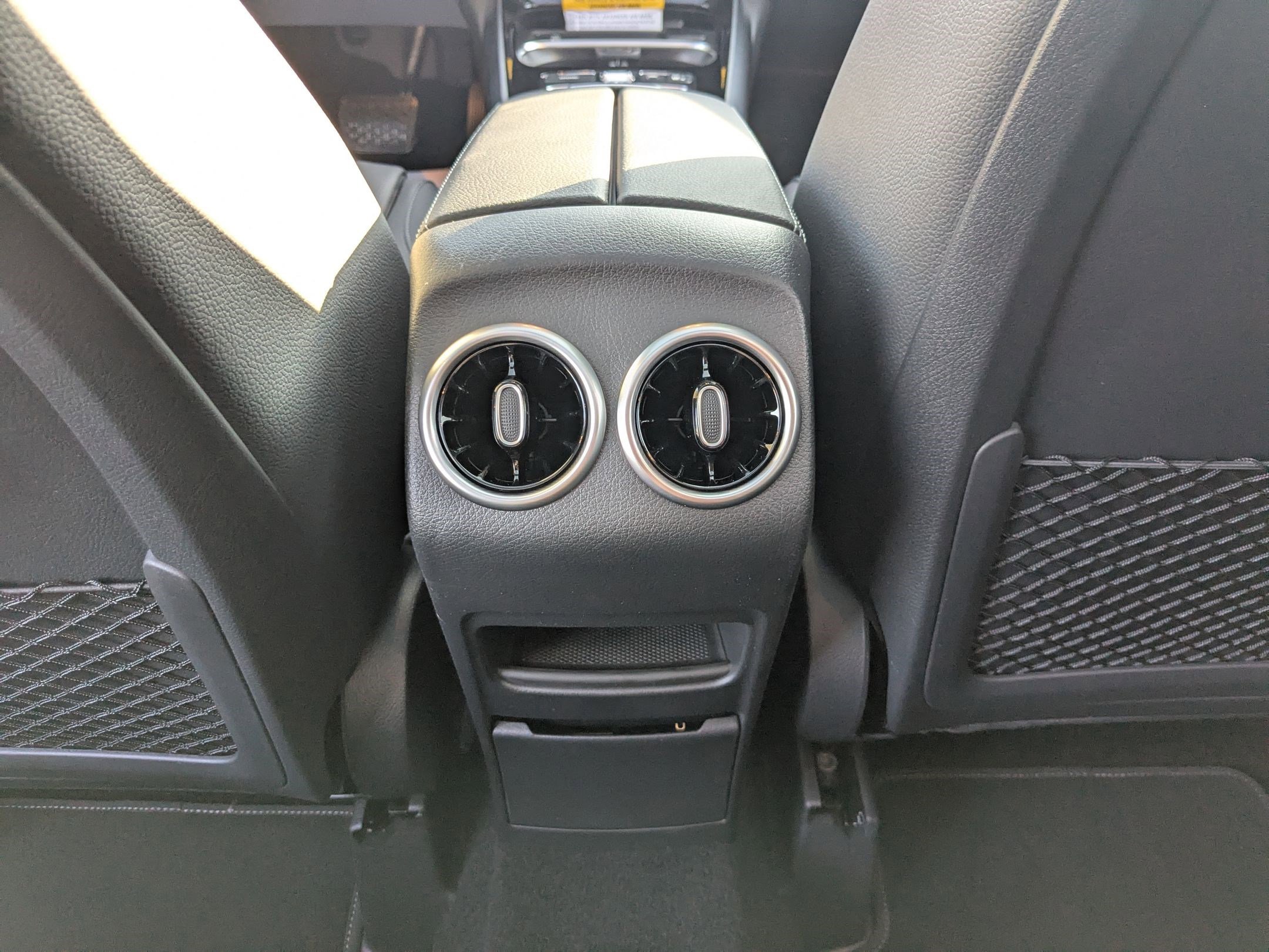 2026 Mercedes Benz GLA 250 4MATIC photo 15