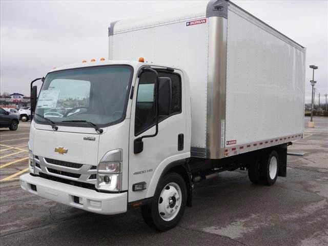 2024 Chevrolet Low Cab Forward Base's photo