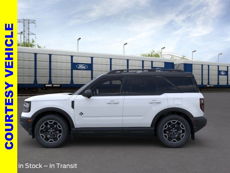 2025 Ford Bronco Sport Outer Banks photo 2