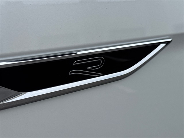 2025 Volkswagen Atlas SEL Premium R-Line photo 8