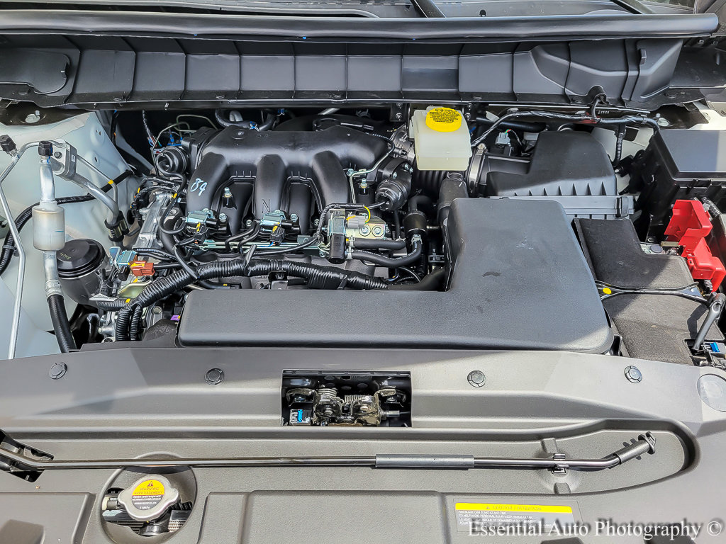 2025 Nissan Pathfinder S photo 18
