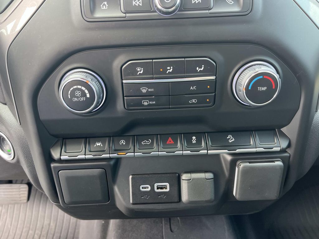 2025 Chevrolet Silverado 1500 Custom Trail Boss photo 21