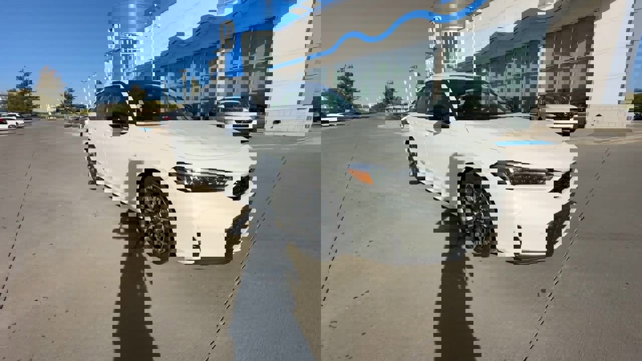 2026 Honda Civic Sport Touring Hybrid photo 2