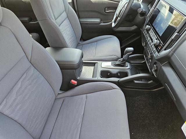 2026 Nissan Frontier Crew Cab S photo 8