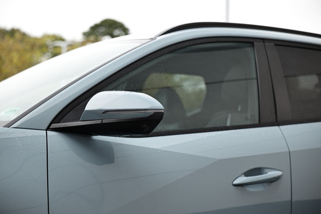 2024 Hyundai Santa Cruz Limited photo 8