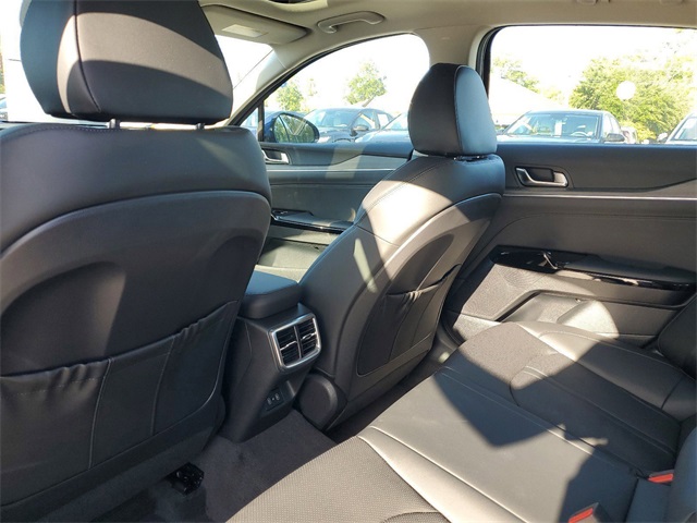 2025 Kia K5 EX photo 23