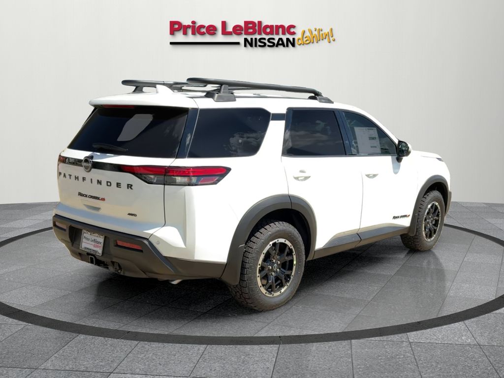 2025 Nissan Pathfinder Rock Creek photo 5