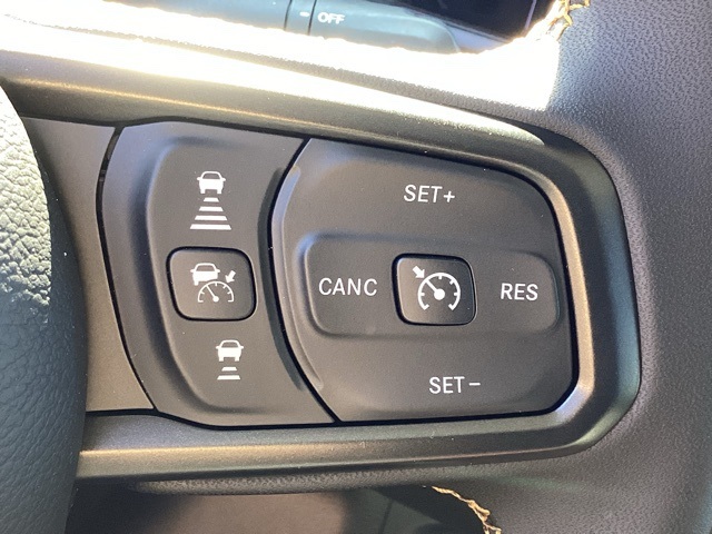 2025 Jeep Gladiator Sport photo 9