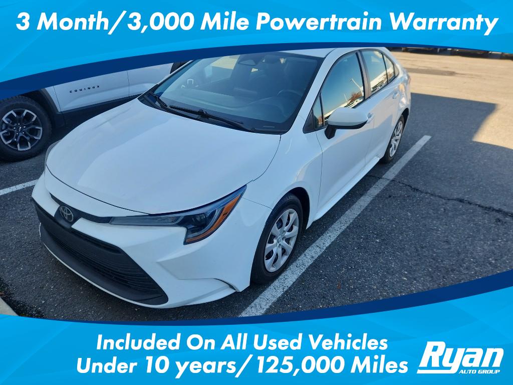 2023 Toyota Corolla LE's photo