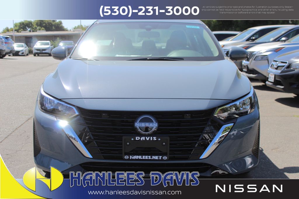 2025 Nissan Sentra SV photo 3