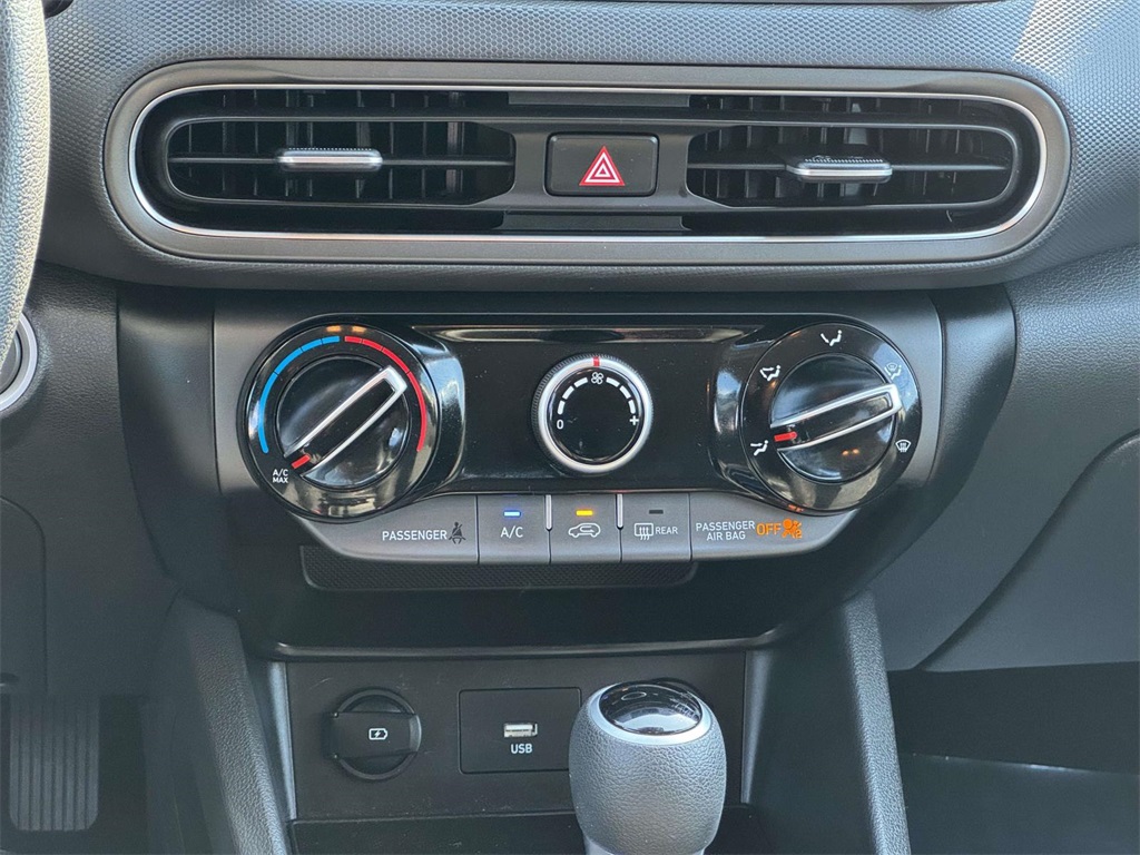 2023 Hyundai Kona SEL photo 20