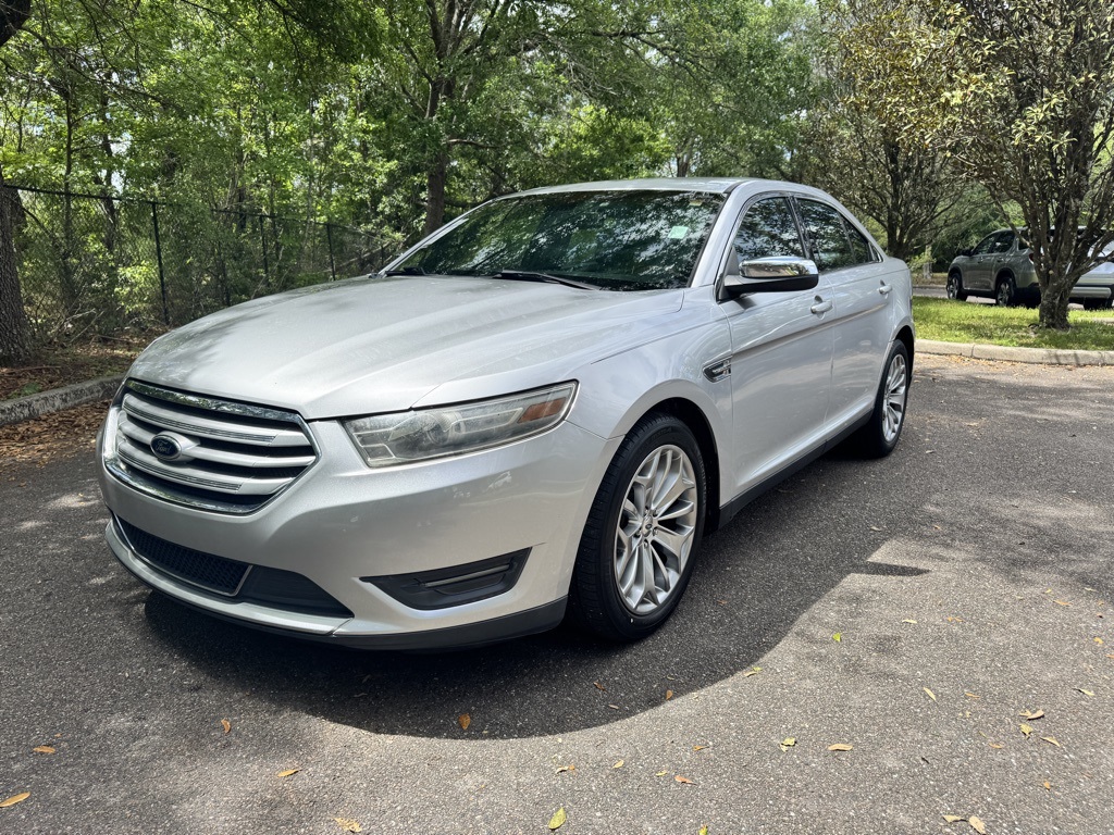 2013 Ford Taurus Limited photo 3