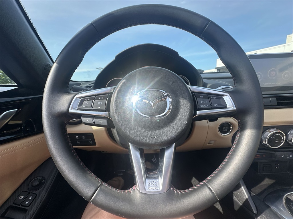 2017 Mazda MX-5 Miata RF Miata Grand Touring photo 14