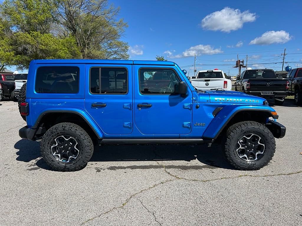 2023 Jeep Wrangler Rubicon 4xe photo 6