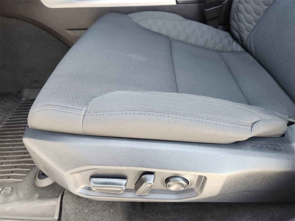 2025 Toyota Tundra SR5 photo 23