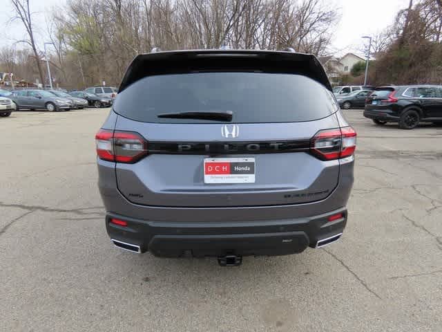 2025 Honda Pilot Black Edition photo 3