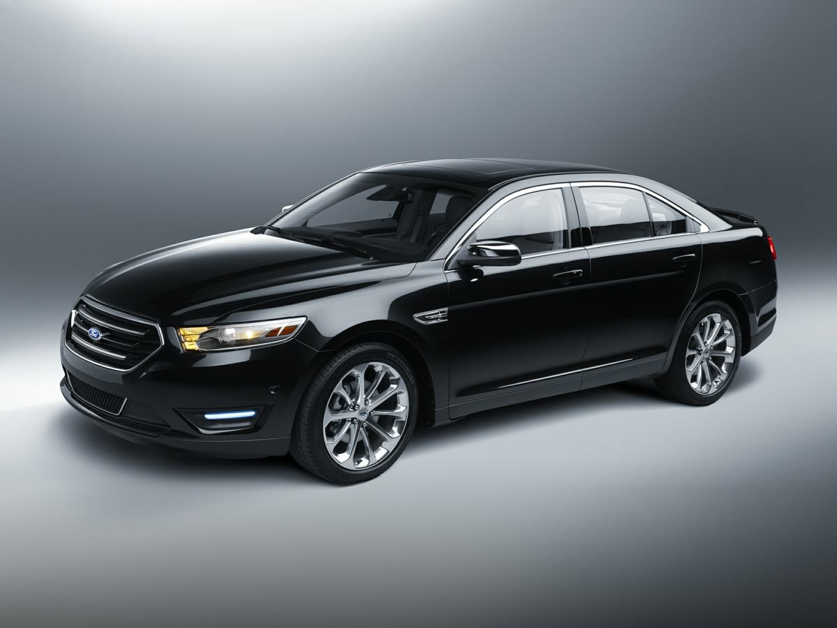 2017 Ford Taurus SEL's photo