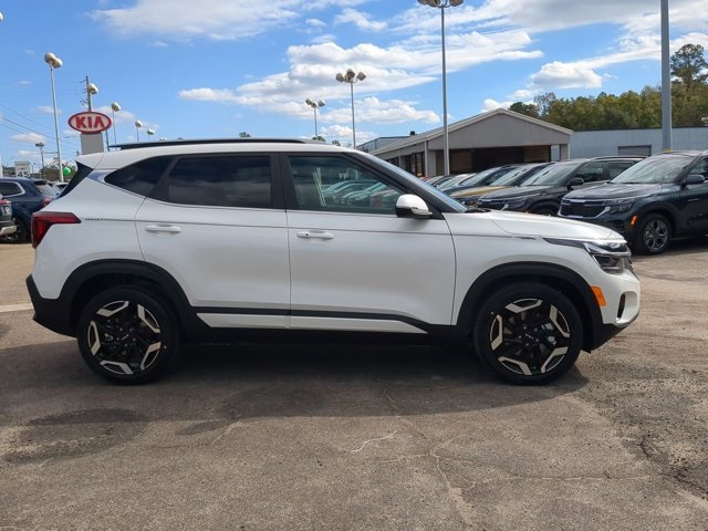 2024 Kia Seltos SX photo 4