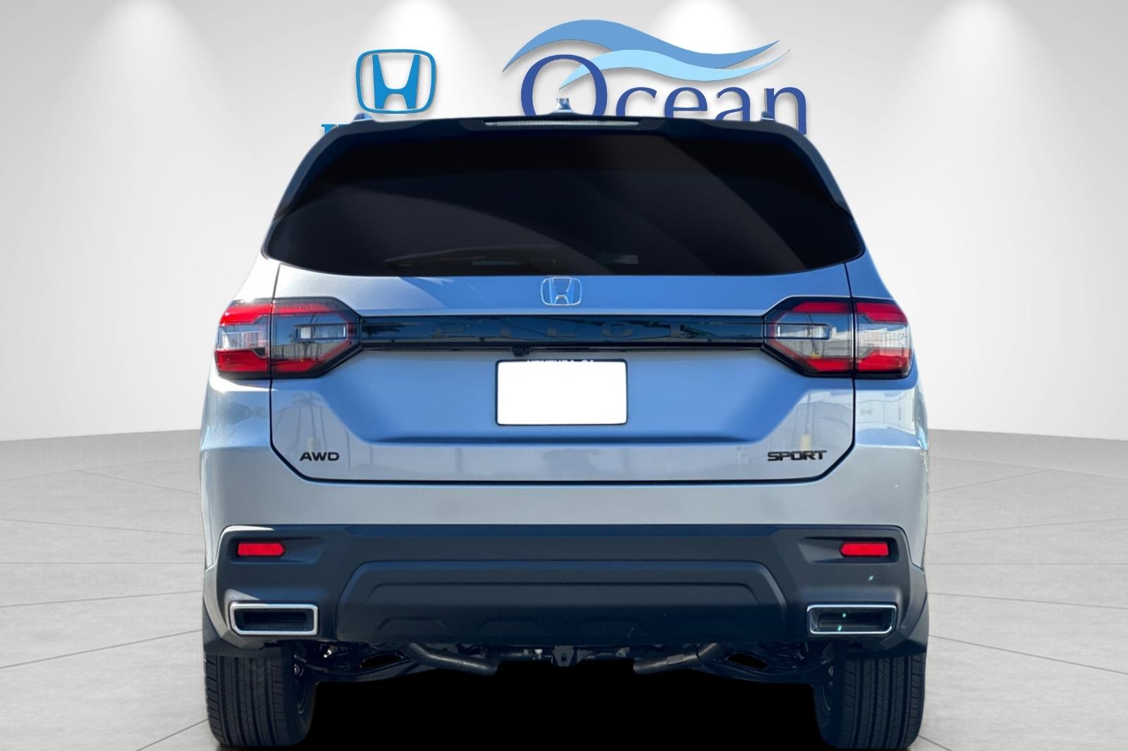 2025 Honda Pilot Sport photo 3