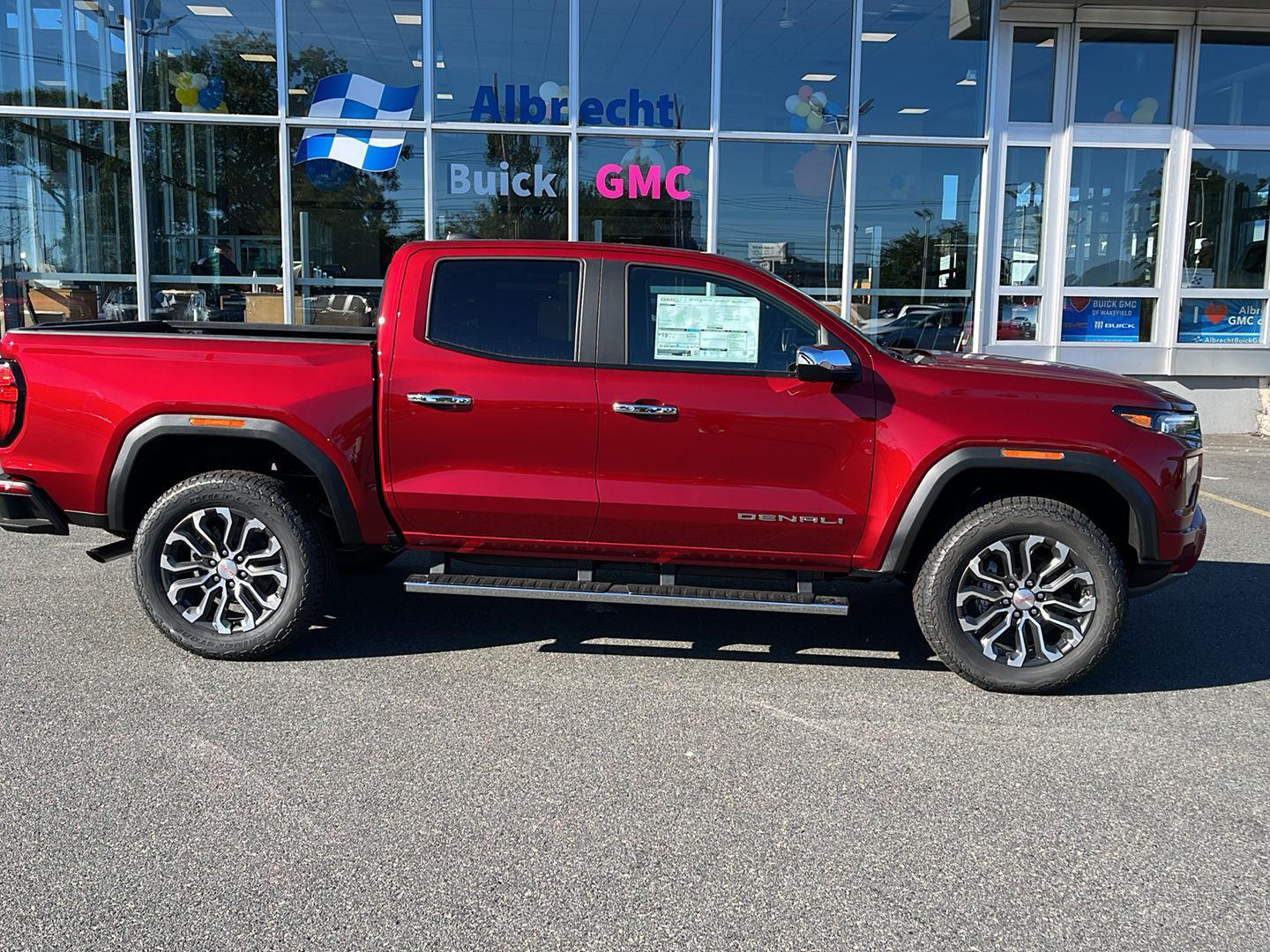 2026 Gmc Canyon Denali photo 5
