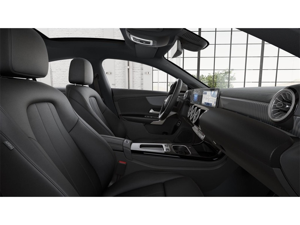 2025 Mercedes Benz CLA 250 4MATIC photo 4