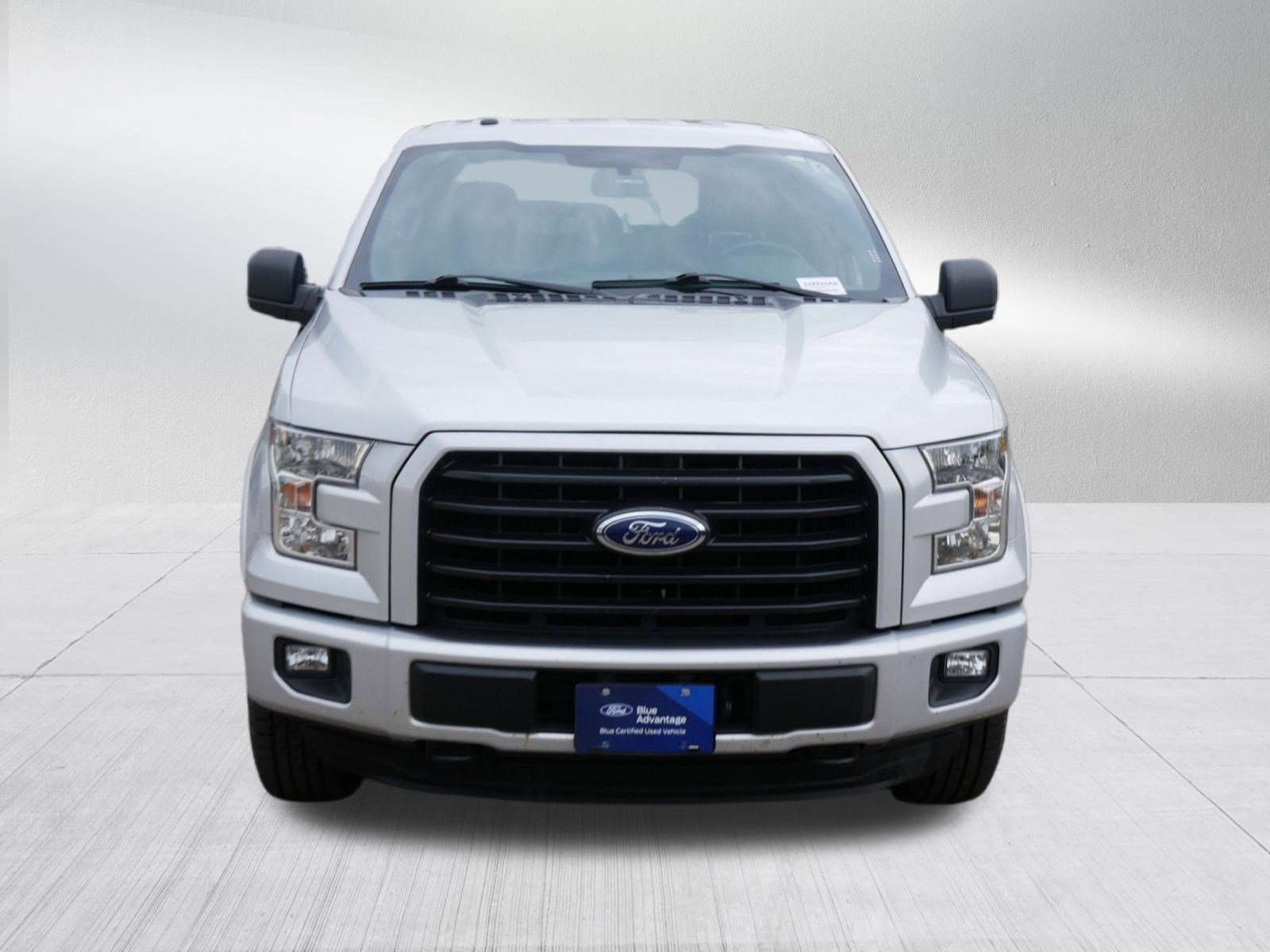 2016 Ford F-150 XLT photo 2
