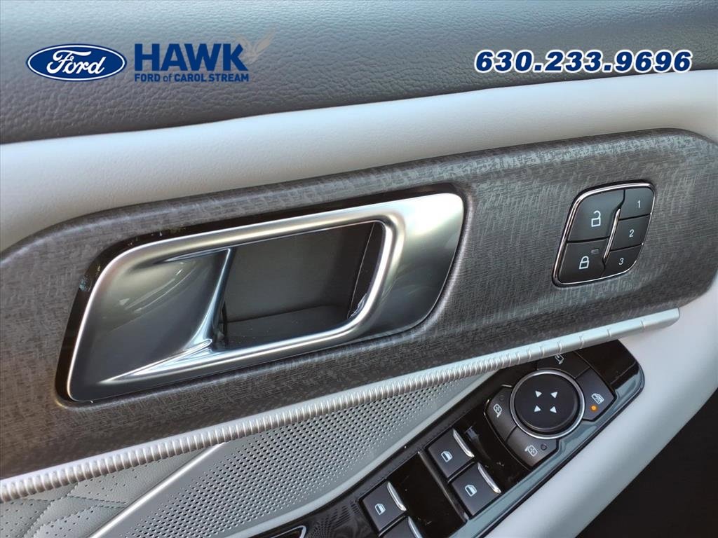 2025 FORD EXPLORER - Image 16