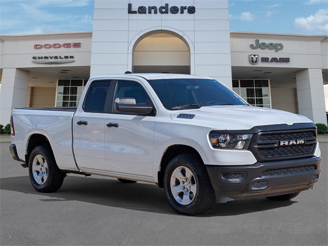 2024 Ram 1500 Tradesman photo 3