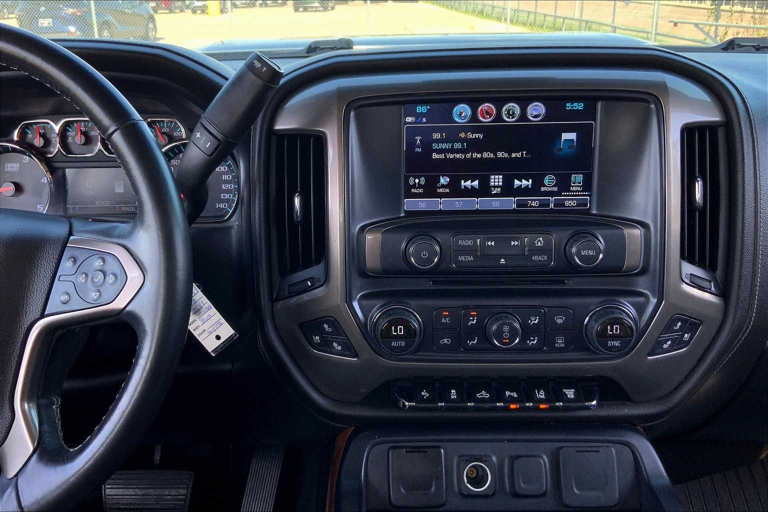 2019 Chevrolet Silverado 2500HD High Country photo 6