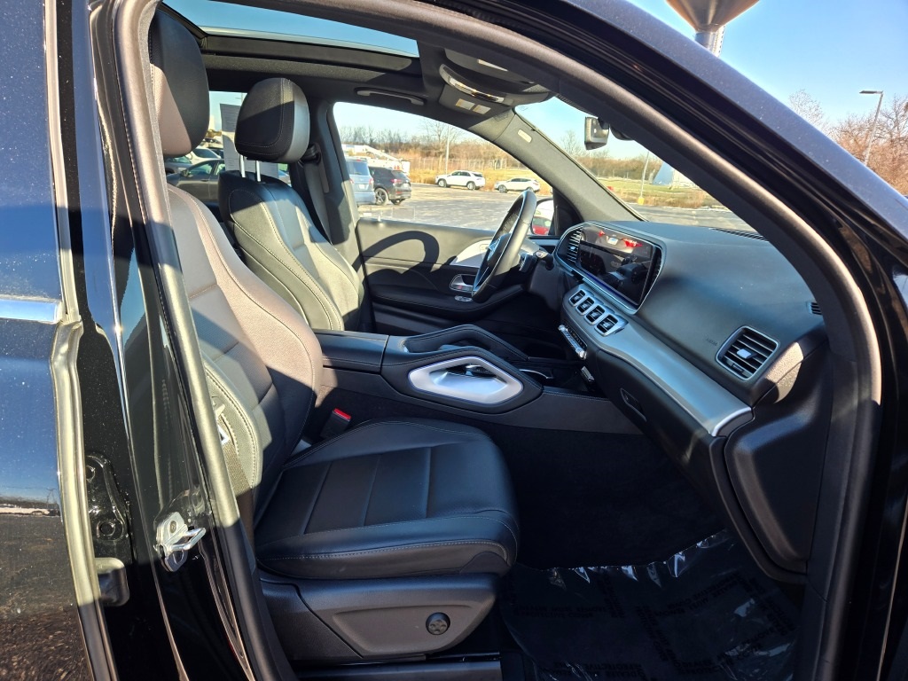 2024 Mercedes Benz GLE 350 4MATIC photo 4