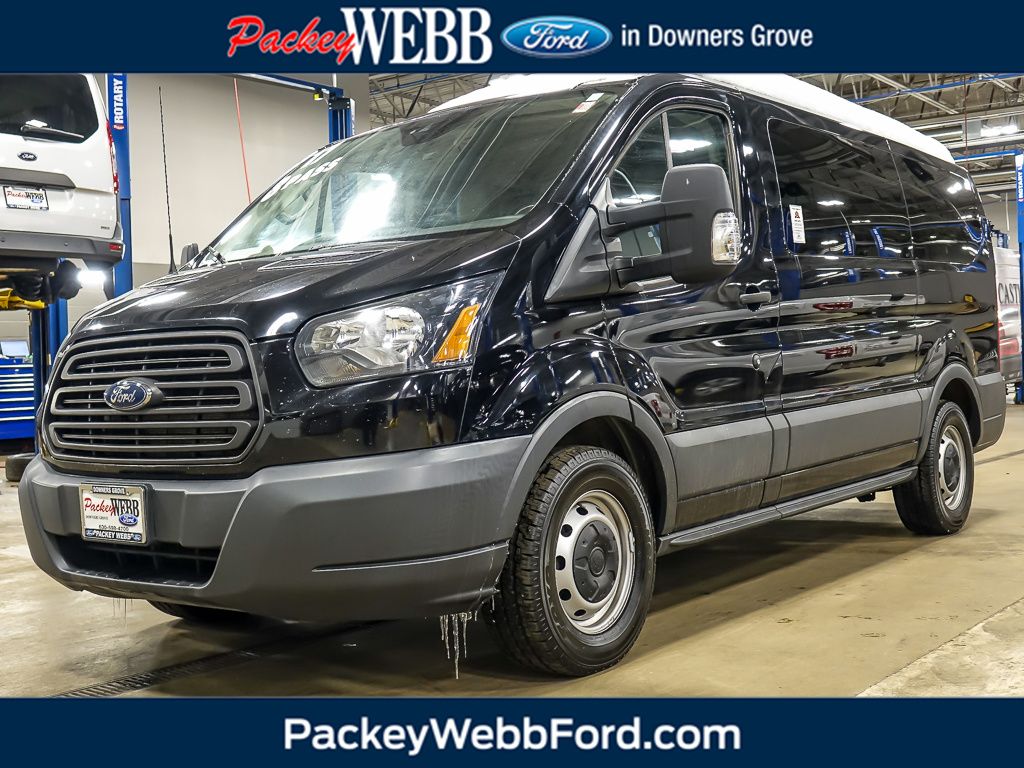 2017 Ford Transit Wagon XL's photo