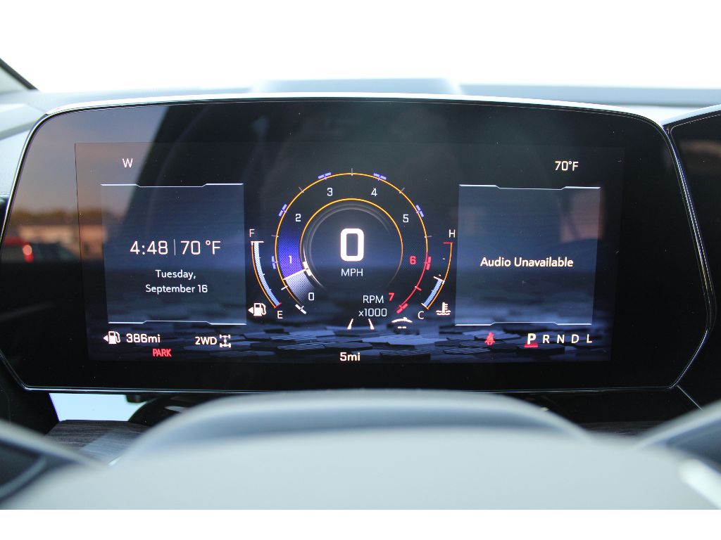 2026 Chevrolet Suburban LT photo 18