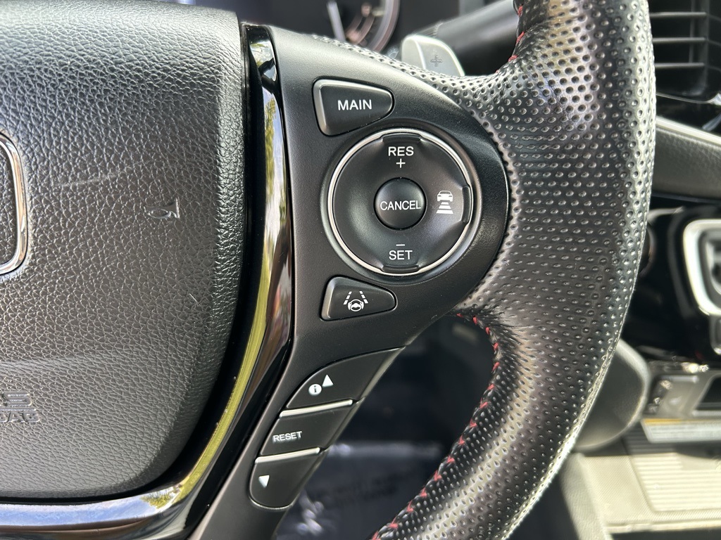 2023 Honda Ridgeline Black Edition photo 14