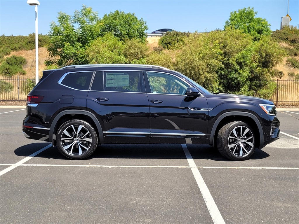 2025 Volkswagen Atlas SEL Premium R-Line photo 4