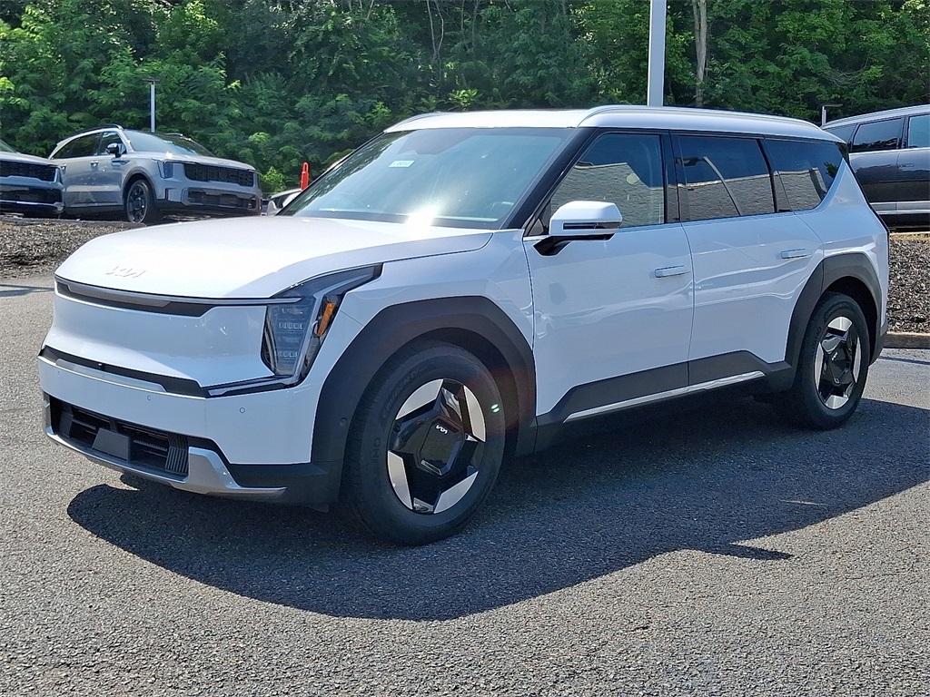 2026 Kia EV9 Wind photo 3