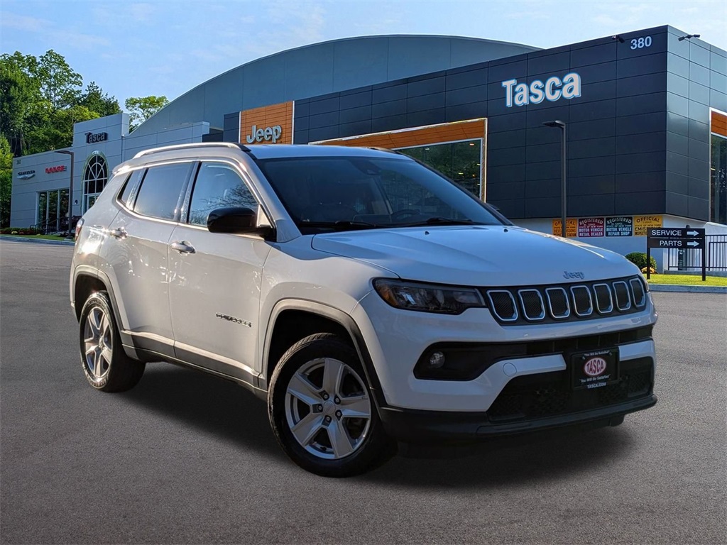 2022 Jeep Compass Latitude's photo