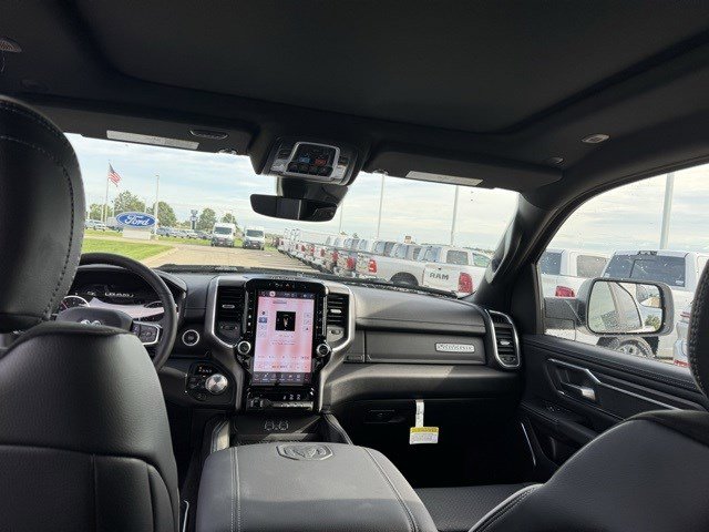 2026 Ram 1500 Laramie photo 30