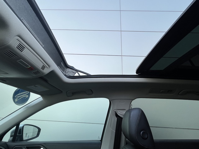 2020 Volkswagen Tiguan SE photo 10
