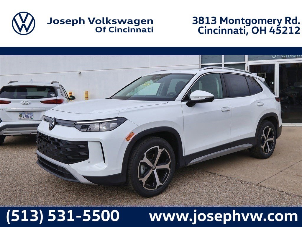 2026 Volkswagen Tiguan SE's photo