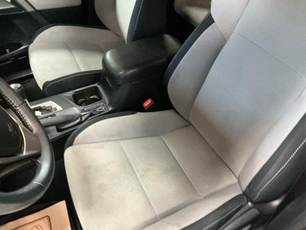 2017 Toyota RAV4 XLE photo 19